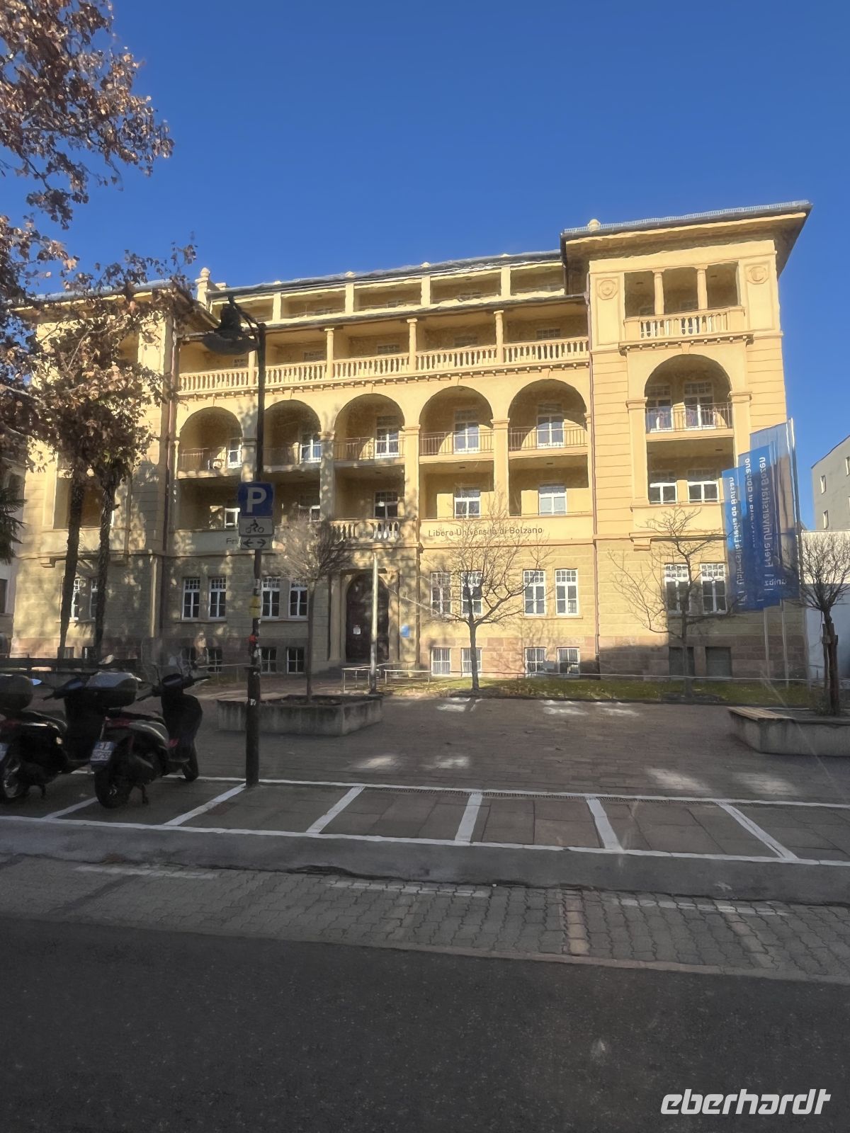 Weihnachts- & Silvesterreise Südtirol:  Bozen - Freie Universität