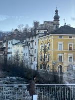 Weihnachts- & Silvesterreise Südtirol:  Bruneck- Altstadt und Fluss Rienz