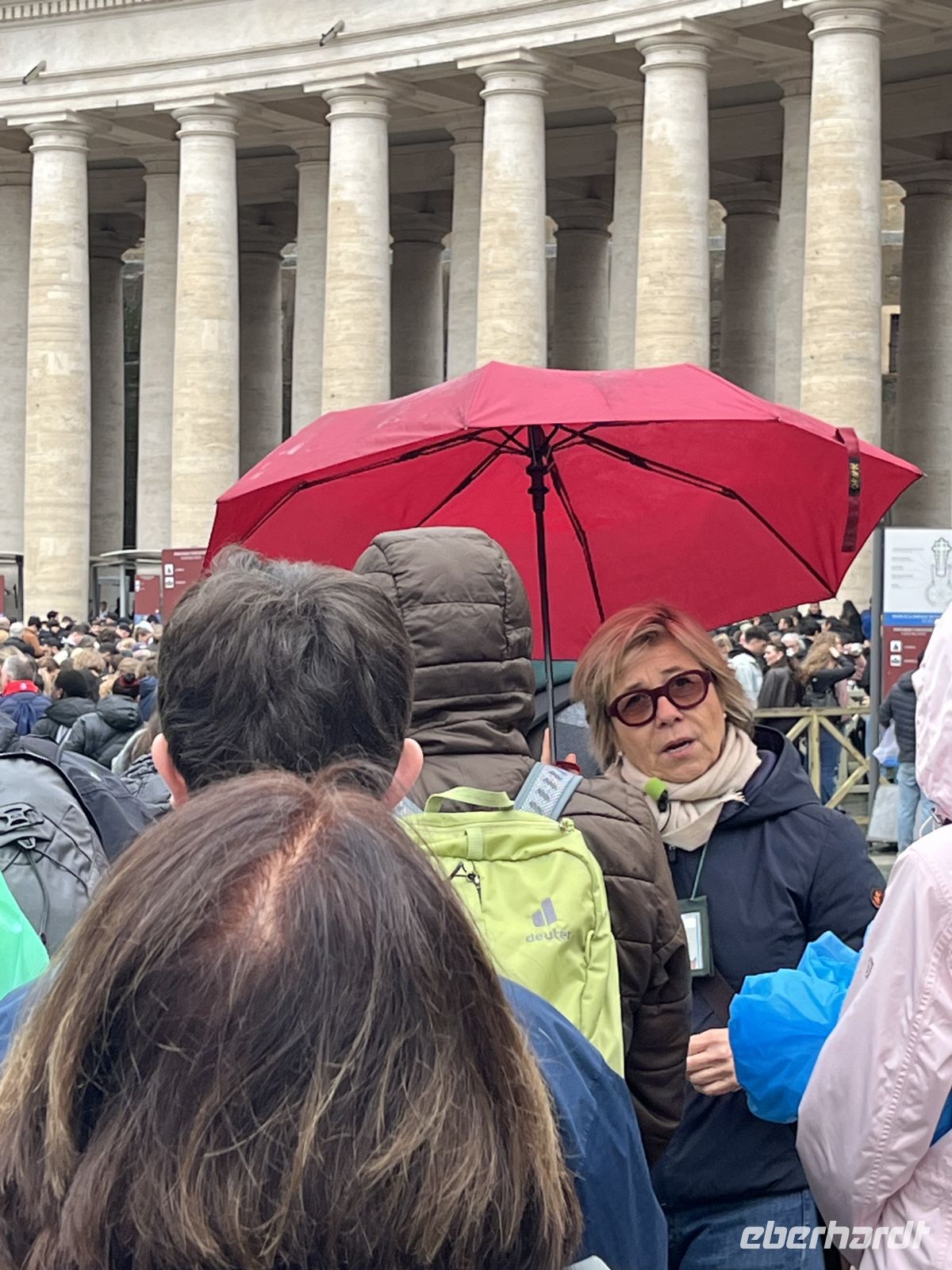 ROM - Petersplatz im Vatikanstadt - Agnieszka unsere örtl. RL'in
