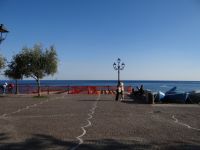 Minori, die Weite, die Farben, ein Liebespaar – willkommen in Italien. &ndash; &copy; Vivian Kreft (Eberhardt TRAVEL)