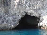 Die Küste hat viele Grotten. Hier die blaue Grotte von Minori 😊 &ndash; &copy; Vivian Kreft (Eberhardt TRAVEL)