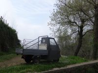 Erntehelfer, Transporter, der Wagen für alle Fälle.  &ndash; &copy; Vivian Kreft (Eberhardt TRAVEL)