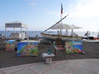 Positano, einige Maler bieten großformatige Souvenirs an.  &ndash; &copy; Vivian Kreft (Eberhardt TRAVEL)