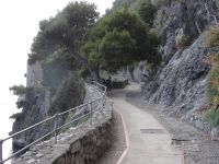 Positano, dieser Weg verbindet die beiden Strände miteinander. &ndash; &copy; Vivian Kreft (Eberhardt TRAVEL)