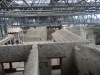 Pompeji, es ist wunderbar, über dieses Gerüst der Grabung 