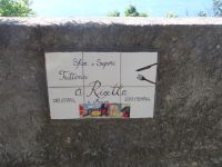 Minori, charmante Werbung für ein Restaurant. Blättert nicht ab, muss nur ab und zu geputzt werden.  &ndash; &copy; Vivian Kreft (Eberhardt TRAVEL)