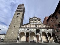 9. Tag: Spaziergang durch Pistoia – Domplatz mit Kathedrale San Zeno &ndash; &copy; Andreas Wolfsteller (Eberhardt TRAVEL)