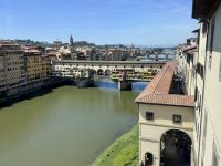 10. Tag: Zweiter Besuch in Florenz – Führung durch die Uffizien – Blick zur Ponte Vecchio &ndash; &copy; Andreas Wolfsteller (Eberhardt TRAVEL)