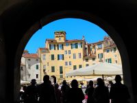 Spaziergang durch Lucca  &ndash; &copy; Monika Cortese (Eberhardt TRAVEL)