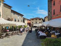 Montecatini Alto  &ndash; &copy; Monika Cortese (Eberhardt TRAVEL)