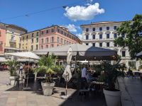 PXL_20260605_121211958.jpg  Piazza della Riforma in Lugano - sehr lebendig. &ndash; &copy; Gerd Pierschek (Eberhardt TRAVEL)