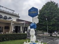 PXL_20260606_121121649.jpg   ...auch ein Casino fehlt nicht... &ndash; &copy; Gerd Pierschek (Eberhardt TRAVEL)