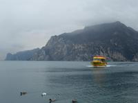 unser Privatboot trifft ein