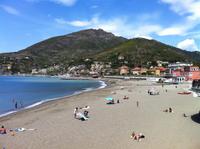 Blick auf den Strand von Sestri Levante