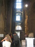 im Colosseum, unser Fahrstuhl