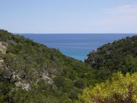 Blick auf das türkisblaue Meer