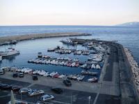 Blick vom Restaurant auf den Hafen von Cala Gonone