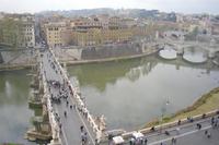 Blick von der Engelsburg auf die Engelsbrücke