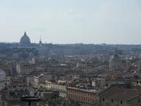 Von der Schreibmaschine aus hat man einen tollen Blick auf den Petersdom