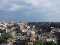 in entgegengesetzter Richtung befindet sich das Antike Rom