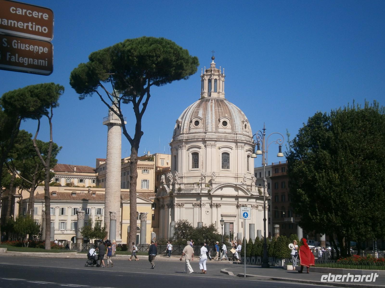 Blick zur Trajanssäule