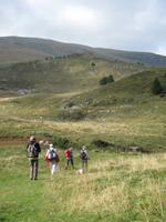 Der letzte Weg führt über Wiesen und Almen