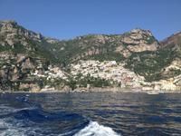 Bootsfahrt entlang der Küste zur Grotta Smeralda