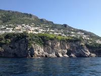 Bootsfahrt entlang der Küste zur Grotta Smeralda