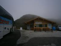 Halt an der Paßhöhe des Jaufenpaß, Kiosk für Essen und Trinken inkl. Souvenirs
