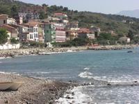 in der Mitte unser Hotel aus einer anderen Perspektive