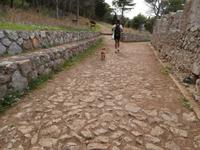 Maria mit unserem Hund