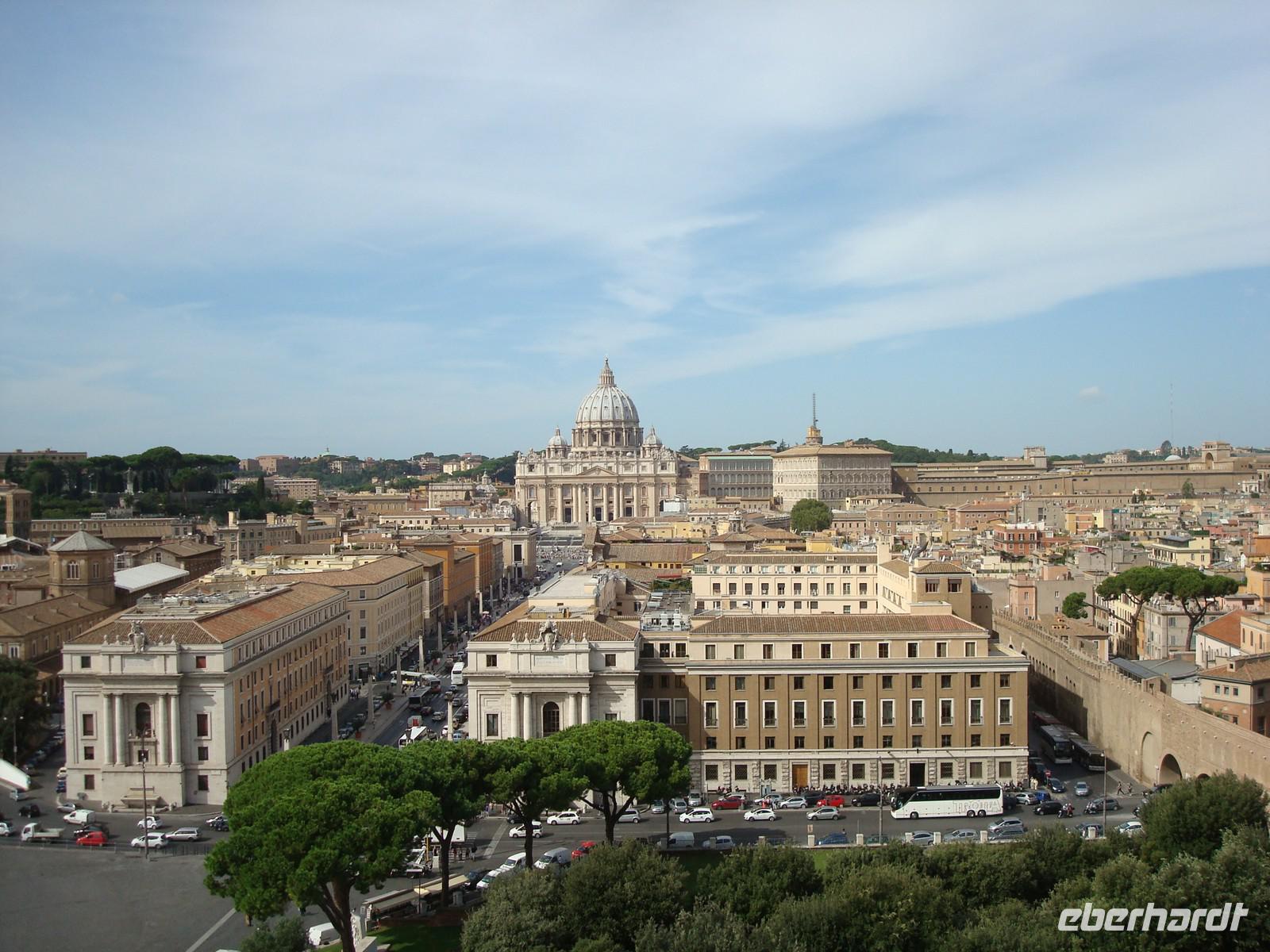 Blick von der Engelsburg zum Vatikan