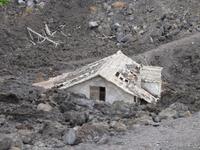 Von der Lava verschluckt...