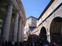 ... auf dem Weg vom Petersplatz zur Engelsburg ...