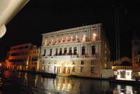 Nachtfahrt mit Vaporetto auf Canal Grande