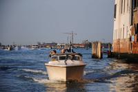 Einfahrt in die Lagunenstadt