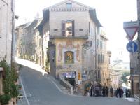 Weg hoch zur San Francesco Kathedrale