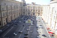 im Vatikanstaat ... (Ausblick von den Vatikanischen Museen)