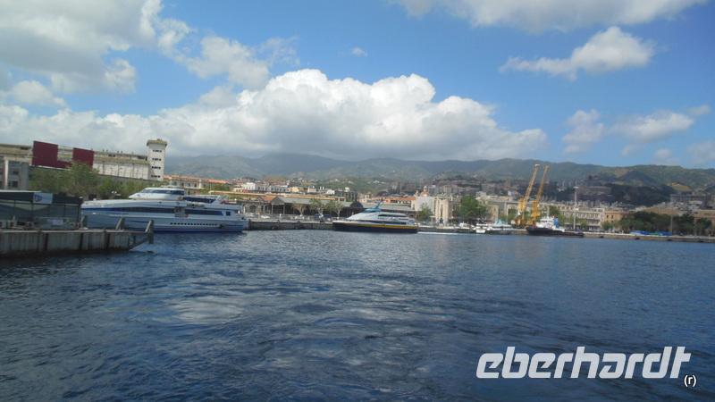 auf dem Weg zurück von Messina nach Kalabrien 