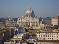 Blick von der Engelsburg zum Petersdom