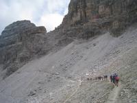 Bergpfad zur Drei-Zinnen-Hütte