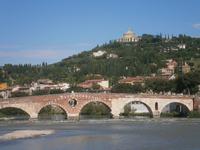 Römerbrücke in Verona