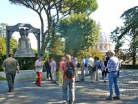 Vatikanische Gärten (Gedenkglocke des Heiligen Jahr 2000) 