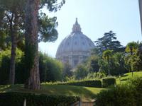 Vatikanische Gärten (Blick auf die Peterskirche)