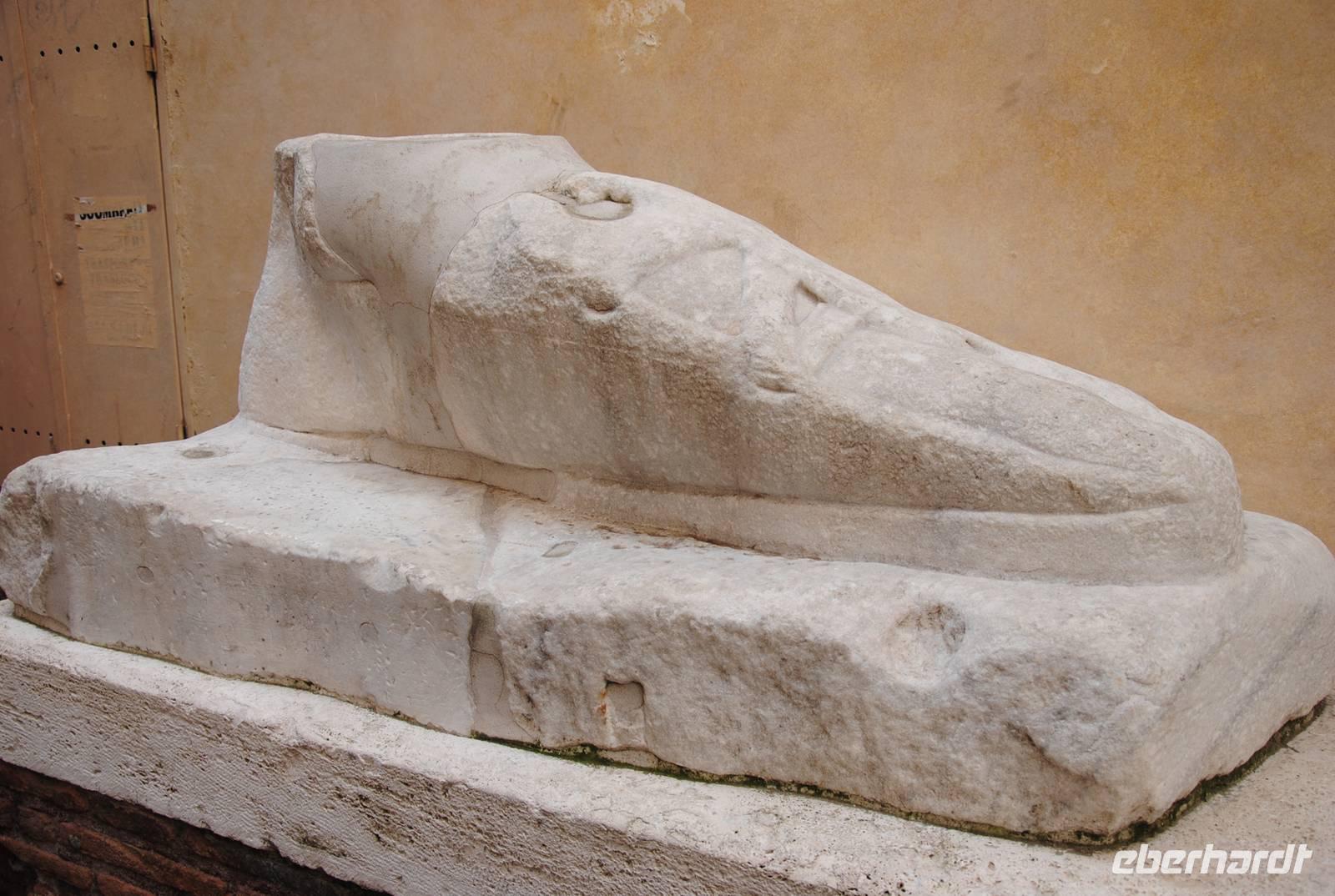 Antike Kunst entlang des Weges