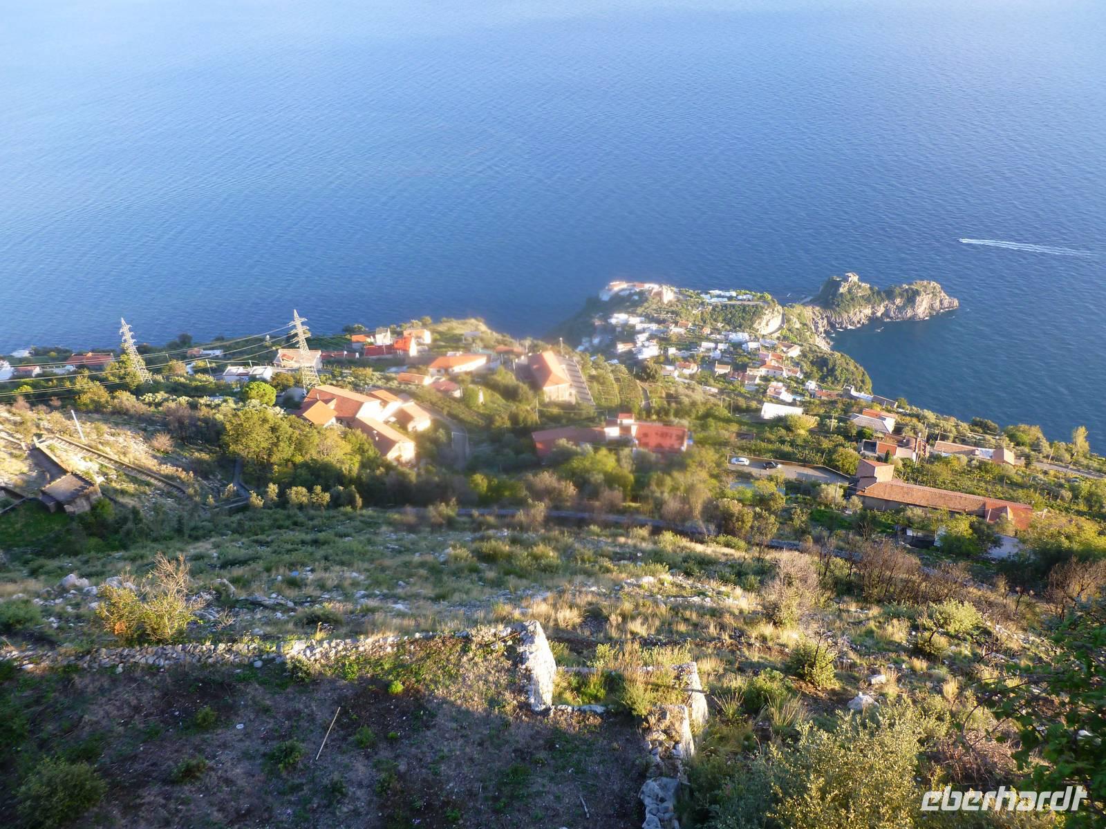 Blick auf die Amalfiküste (Conca dei Marini)