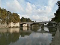 Roms Brücken über den Tiber