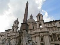 Piazza Navona-Vierströmebrunnen und Kirche Sant'Agnese