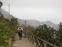 Abstieg zurück nach Taormina