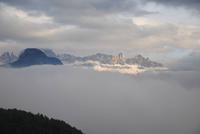 Blick von der Mendelpassstraße auf gegenüberliegenden Bergmassiv